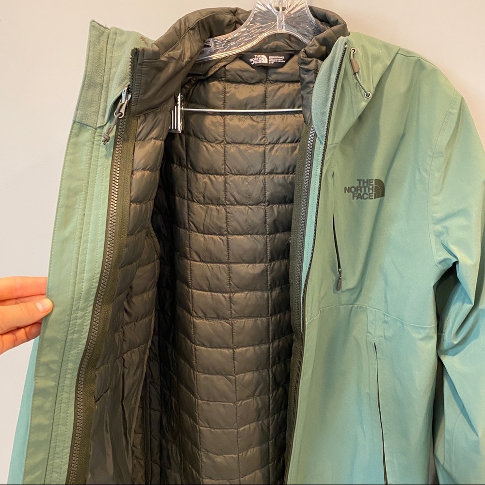North face jacket - Picture 7 of 7